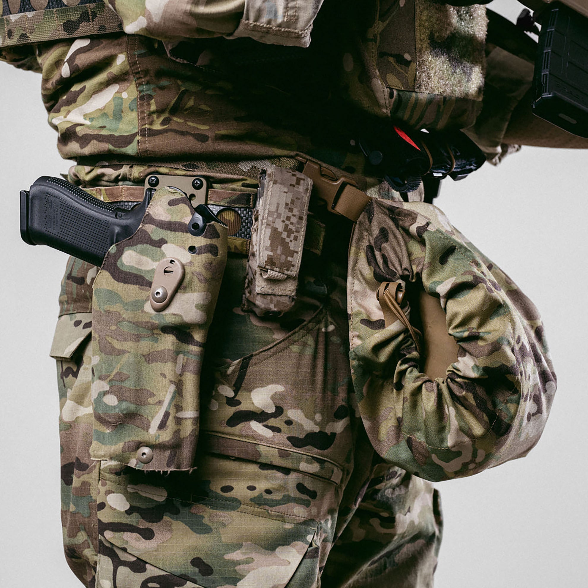 FERRO Concepts The Guss - Gas Mask / Utility Storage Sleeve